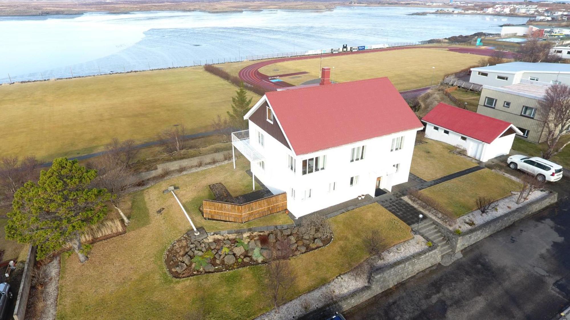 Setrith Guesthouse Borgarnes Exteriör bild